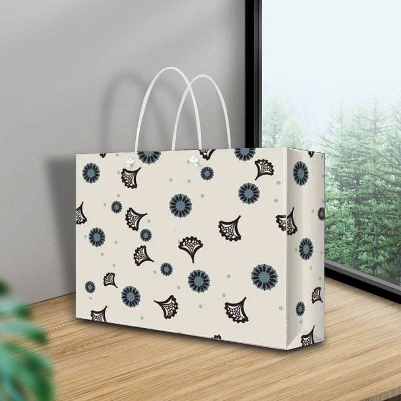 Una elegante bolsa de regalo es una elección que vale la pena considerar